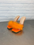 Fluffy oranje hakken