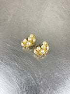 Kleine clip oorbellen met parels