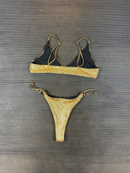 Goud kleurige bikini